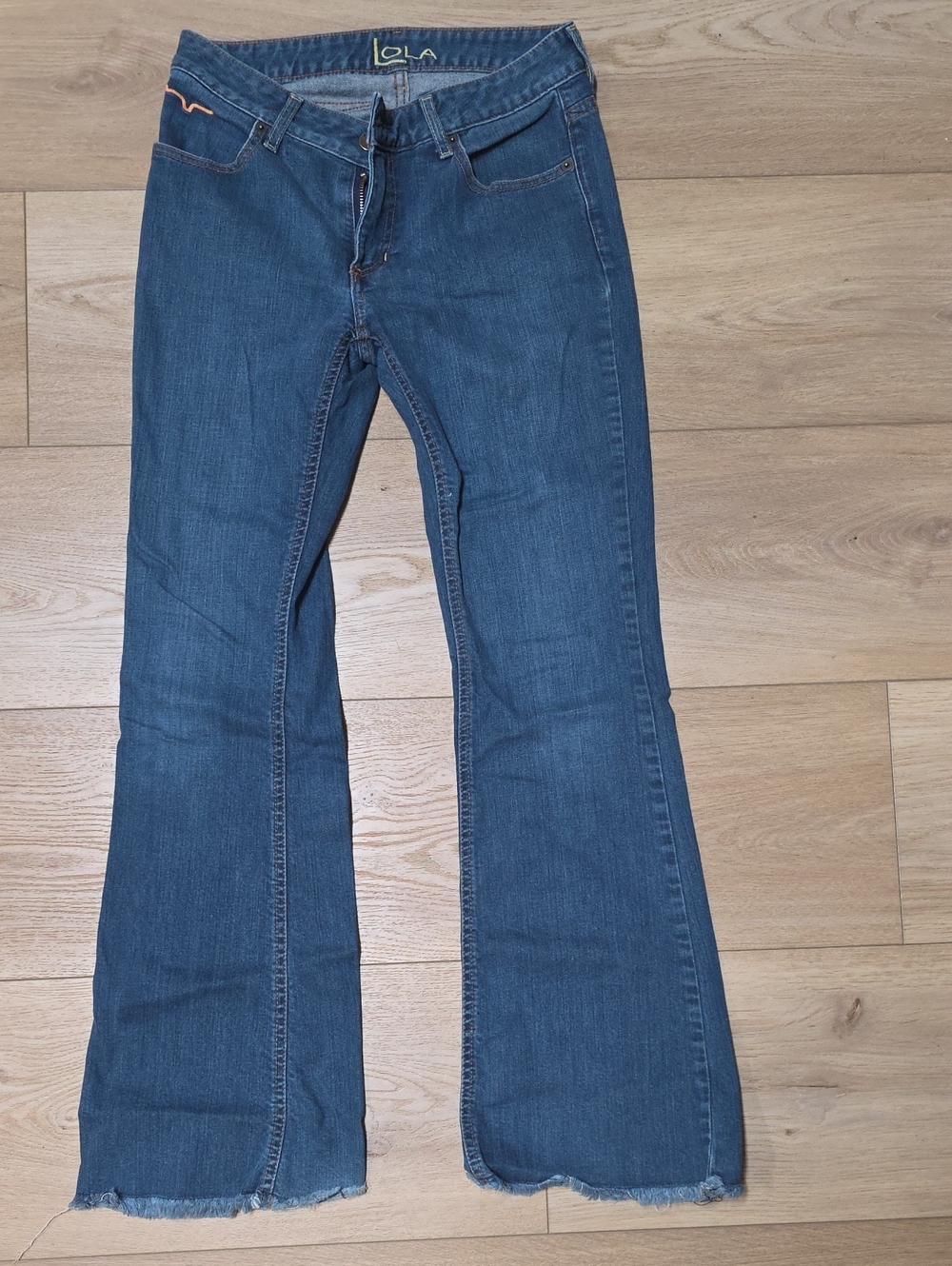 Kimes Lola Dark Blue Flare Jeans with Raw Hem Sz 4/32